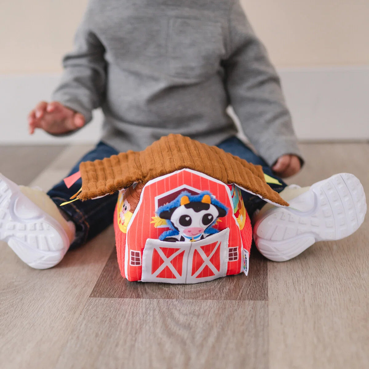 Lamaze – Peek-A-Moo Friendly Barn