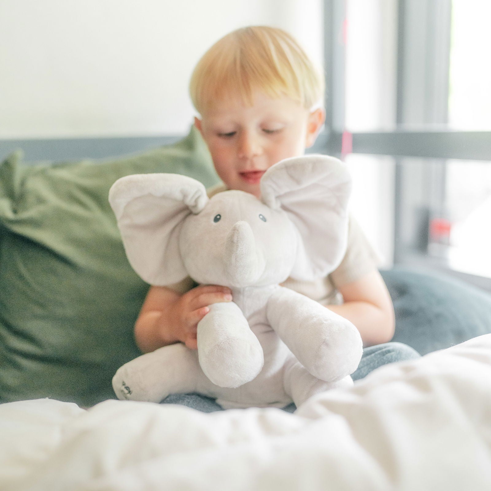 Mumuru – Peekaboo Elefant